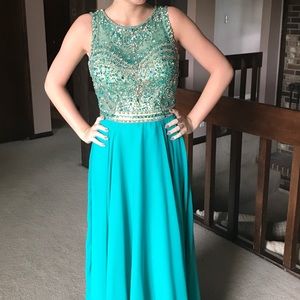 Prom dress